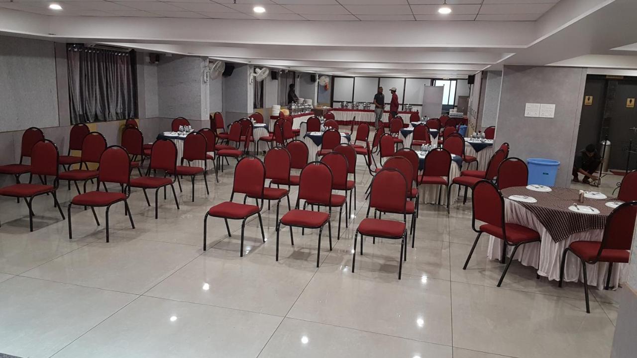 Hotel Opal Kolhapur Εξωτερικό φωτογραφία