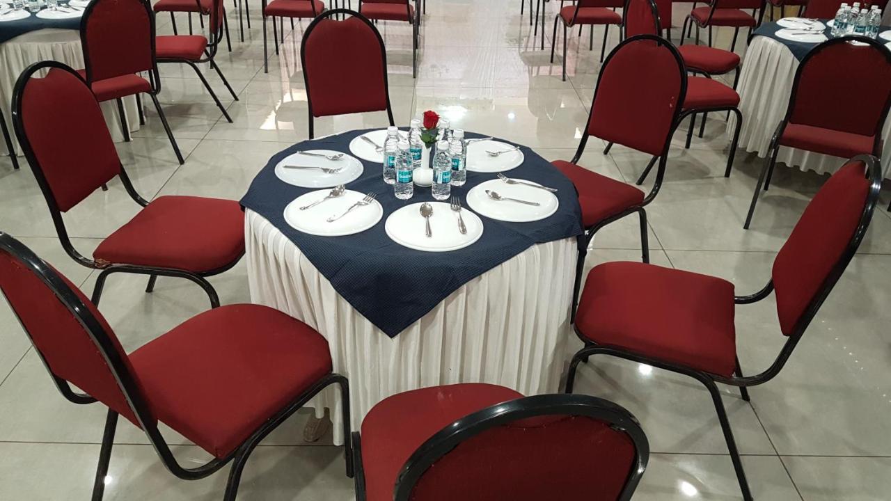 Hotel Opal Kolhapur Εξωτερικό φωτογραφία