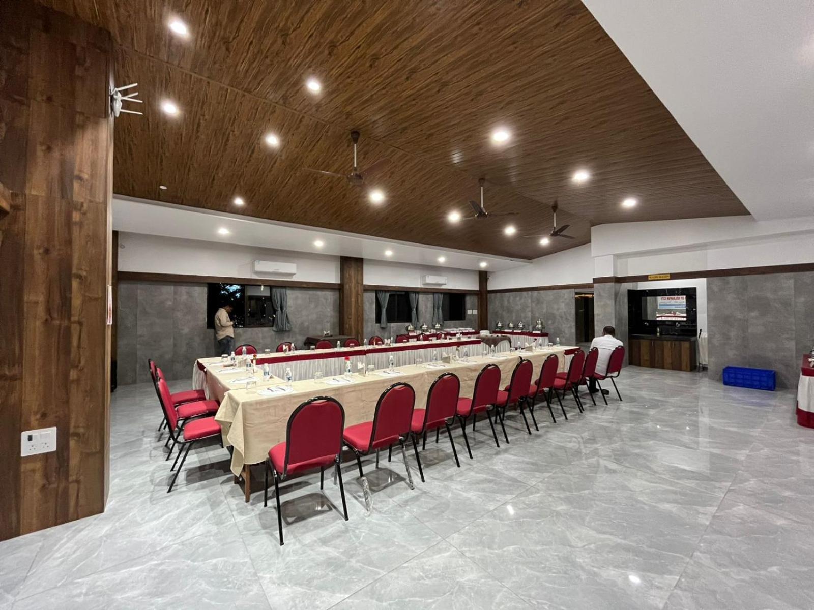 Hotel Opal Kolhapur Εξωτερικό φωτογραφία